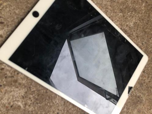 Ipad 2 en ipad air 3 (2019), Computers en Software, Apple iPads, Zo goed als nieuw, Apple iPad, 10 inch, 16 GB, Ophalen of Verzenden
