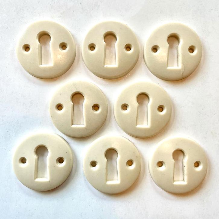 Vintage witte slotplaat, slotrozet, sleutelrozet, per stuk, Doe-het-zelf en Verbouw, Hang- en Sluitwerk, Gebruikt, Overige typen