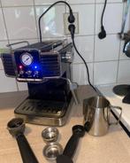 Livoo espressomachine met accessoires en koffiemolen, Witgoed en Apparatuur, Koffiezetapparaten, Ophalen, Gebruikt, Espresso apparaat