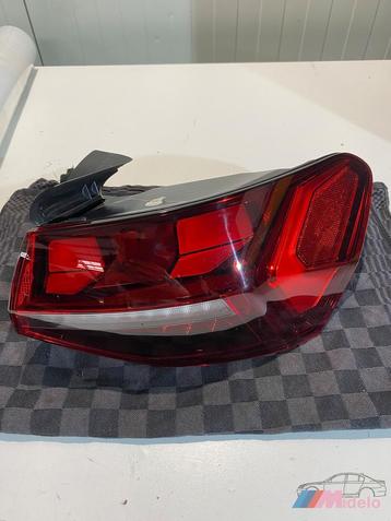 AUDI A3 ACHTERLICHT RECHTS 8Y0945208C beschikbaar voor biedingen