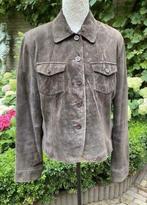 Arma suède jasje maat 44, Bruin, Maat 42/44 (L), Ophalen of Verzenden, Zo goed als nieuw