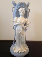 Vaasje  Jugendstil /Art Nouveau , antiek biscuit porselein, Antiek en Kunst, Antiek | Porselein, Ophalen of Verzenden