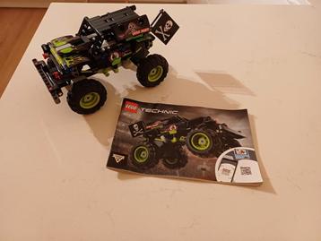 Lego Technic 42118 Monster Jam Grave Digger beschikbaar voor biedingen