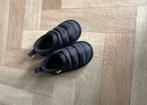 Uggs Pantoffels Maat 26, UGG, Jongetje of Meisje, Ophalen of Verzenden, Gebruikt