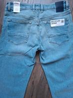 KUYICHI Jenna boyfriend jeans W28 L32, Kleding | Dames, Spijkerbroeken en Jeans, Blauw, KUYICHI, Nieuw, Ophalen of Verzenden
