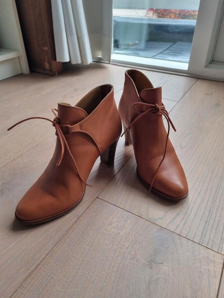 Sézane Hunter Laarzen Maat 39 - Zo goed als nieuw, Kleding | Dames, Schoenen, Zo goed als nieuw, Lage of Enkellaarzen, Bruin, Ophalen of Verzenden