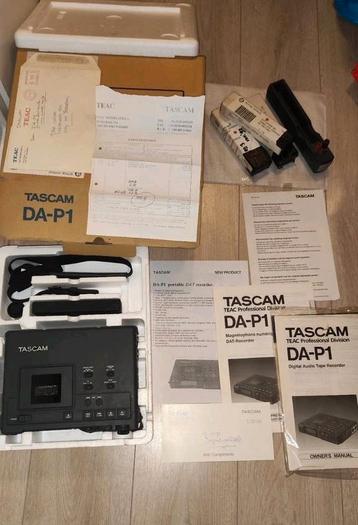 2 x TASCAM DP-P1 inclusief orginele factuur (1x veld kist) beschikbaar voor biedingen