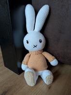 Beige Knuffel Konijn - Handgemaakt, Kinderen en Baby's, Speelgoed | Knuffels en Pluche, Ophalen of Verzenden, Zo goed als nieuw