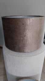 2 Luxe velvet taupe croco Lampenkappen diameter 30 cm, Huis en Inrichting, Lampen | Lampenkappen, Rond, Ophalen of Verzenden, Zo goed als nieuw