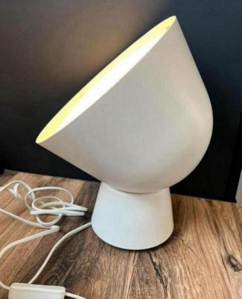 IKEA ola wihlborg design lamp, Huis en Inrichting, Lampen | Tafellampen, Zo goed als nieuw, Minder dan 50 cm, Metaal, Ophalen of Verzenden