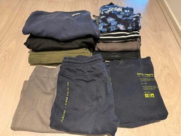 Jongens kleding maat 146-152 beschikbaar voor biedingen