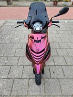 Piaggio zip 50cc geel kenteken camo, Fietsen en Brommers, Scooters | Piaggio, Ophalen, Zo goed als nieuw, Benzine, Zip