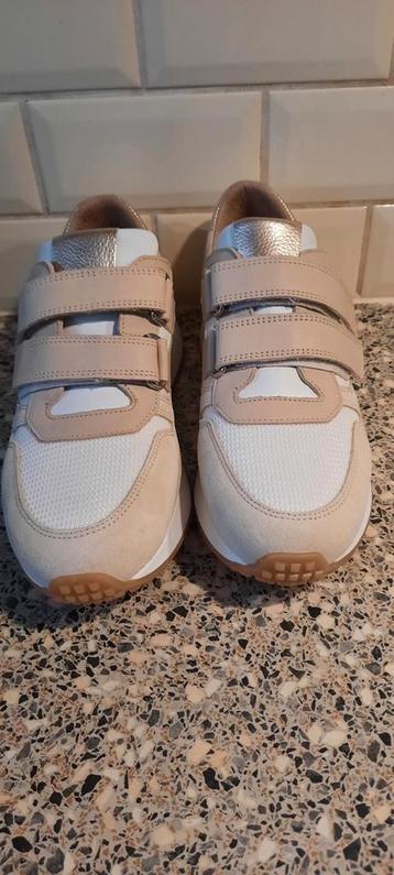 Pediforma maat 39  beschikbaar voor biedingen