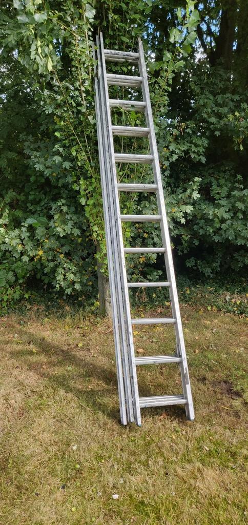 Uitschuifbare ladder 3x3 meter | Aluminium, Doe-het-zelf en Verbouw, Ladders en Trappen, Zo goed als nieuw, 4 meter of meer, Ophalen