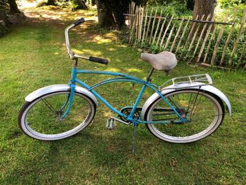 fiets beschikbaar voor biedingen