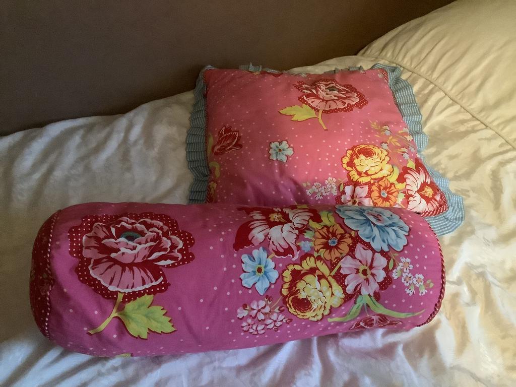 Originele PIP Kussens, Huis en Inrichting, Woonaccessoires | Kussens, Ophalen of Verzenden, Zo goed als nieuw, Vierkant