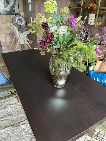 Donkerbruine IKEA Tafel beschikbaar voor biedingen