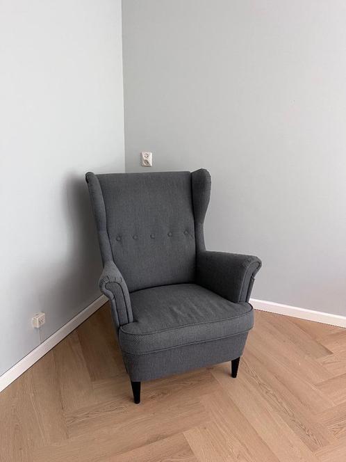 Ikea Strandmon Armchair / Fauteuil, Huis en Inrichting, Fauteuils, Zo goed als nieuw, Hout, Stof, 75 tot 100 cm, 75 tot 100 cm