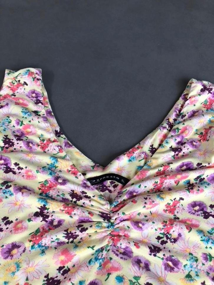 Gebloemd Expresso jurkje, mt XL = L, Kleding | Dames, Jurken, Zo goed als nieuw, Maat 42/44 (L), Overige kleuren, Boven de knie