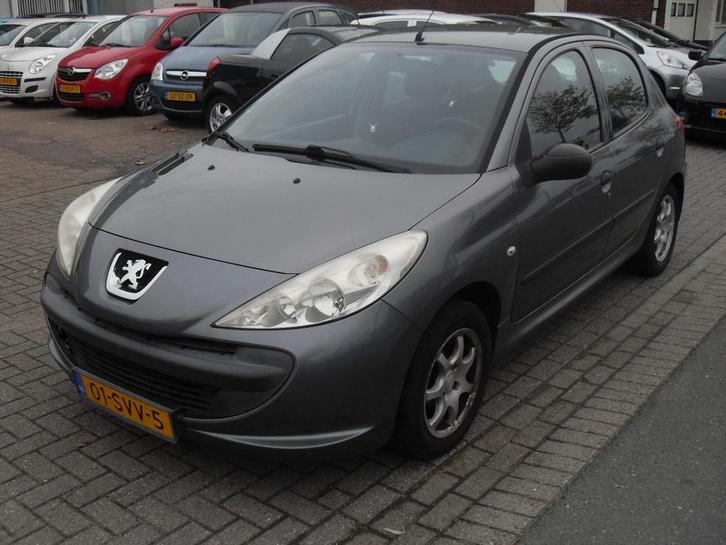 Peugeot 206 + 1.1 Accent, Auto's, Peugeot, ABS, Airbags, Airconditioning, Centrale vergrendeling, Electronic Stability Program (ESP)