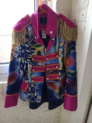 Carnavals jasje maat 34 beschikbaar voor biedingen