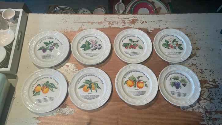 Gien LES GASTRONOMIQUES DE LA SANTÉ, Huis en Inrichting, Keuken | Servies, Zo goed als nieuw, Bord(en), Overige stijlen, Ophalen of Verzenden