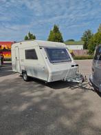 Beyerland Vitesse 400. ( 1993 ) Incl. Voortent, Treinzit, Dwarsbed, Particulier, Kachel