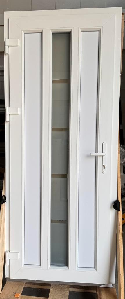 Voordelige voordeuren!, Doe-het-zelf en Verbouw, Deuren en Horren, Nieuw, Buitendeur, 200 tot 215 cm, 80 tot 100 cm, Glas, Kunststof