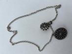 Zilveren collier met zeeuwse knopen, Ophalen, Zilver, Ketting