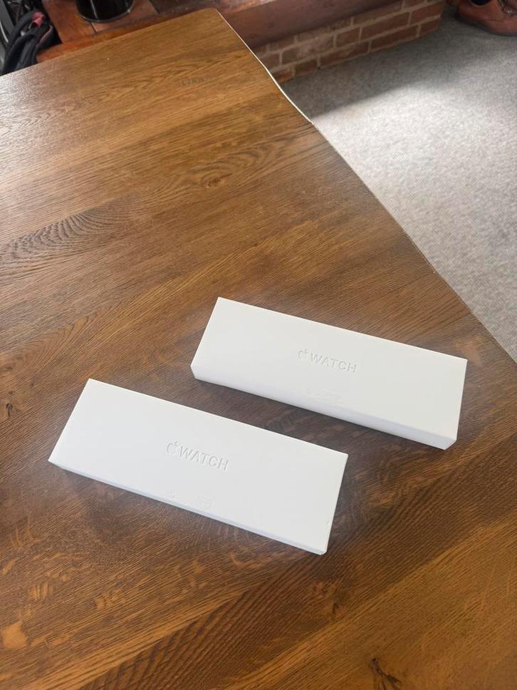 Apple Watch Series 9 Goud | 41MM | Stainless steal, Telecommunicatie, Wearable-accessoires, Nieuw, Overige accessoires, Ophalen