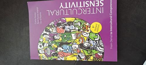 C. Nunez - Intercultural Sensitivity, Boeken, Wetenschap, Zo goed als nieuw, Ophalen of Verzenden