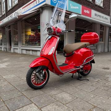 Vespa Sprint 50 Rosso Dragon (Rood) - 21/4/2018 - 3422 km beschikbaar voor biedingen