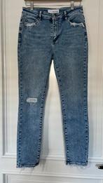 Queen hearts destroyed mom jeans, Kleding | Dames, Blauw, Ophalen of Verzenden, Zo goed als nieuw, W30 - W32 (confectie 38/40)