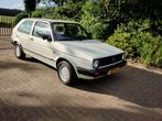 Volkswagen golf 16 benzine automaat 1984 apk tot 07-2027, 74 pk, 4 cilinders, 800 kg, Wit