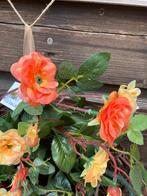 Krans versierd met oranje en andere kunstrozen. Nieuw, Tuin en Terras, Tuinwanddecoratie, Ophalen of Verzenden, Nieuw