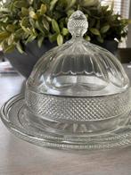 Antieke persglazen kaasstolp met onderbord, Antiek en Kunst, Ophalen of Verzenden