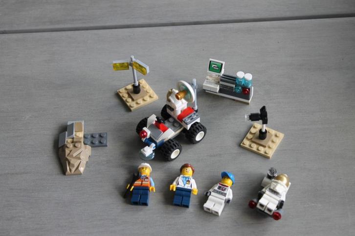 lego city startersset space 60077, Kinderen en Baby's, Speelgoed | Duplo en Lego, Zo goed als nieuw, Lego, Complete set, Ophalen of Verzenden