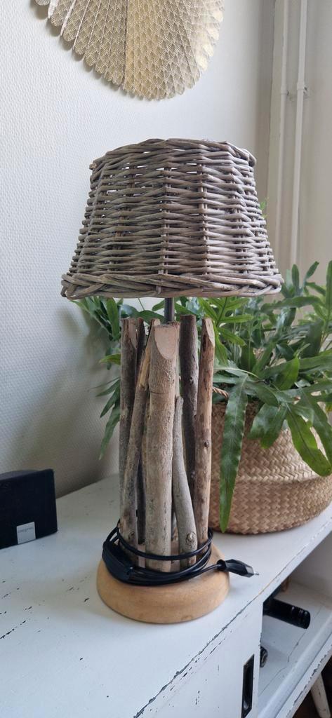 Unieke Rieten Lamp, Huis en Inrichting, Lampen | Vloerlampen, Zo goed als nieuw, Minder dan 100 cm, Hout, Ophalen