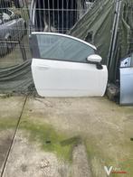 Fiat Punto 2010 portier linksvoor of rechtsvoor, Ophalen, Gebruikt, Deur