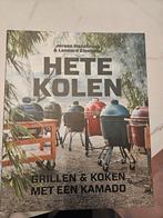 Hete Kolen - Grillen & Koken met een Kamado, Ophalen of Verzenden, Zo goed als nieuw, Jeroen Hazebroek & Leonard Elenbaas, Hoofdgerechten