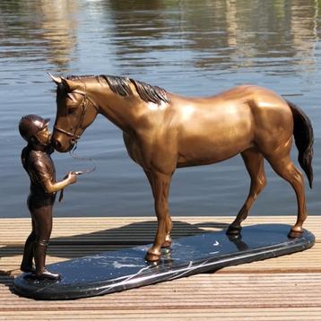 Beeld brons: Paardrijden - Vrouw met Rijpaard (nieuw beschikbaar voor biedingen