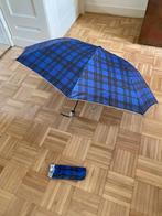 2 lichtgewicht opvouwbare paraplu's tegen de regen en de zon, Blauw, Gebruikt, Ophalen