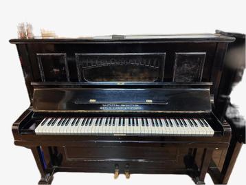 Fukuyama piano beschikbaar voor biedingen