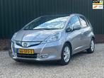 Honda Jazz 1.4 Hybrid Exclusive/Pano/Leder enz, Auto's, Euro 5, Gebruikt, Zwart, 4 cilinders