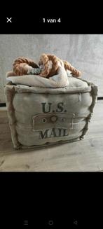 mooie stoere poef, Ophalen, Zo goed als nieuw, Vierkant, Riet