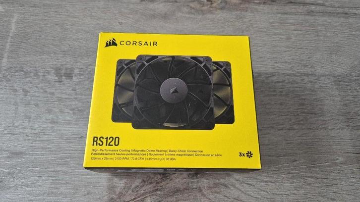 Corsair RS120 Trio pack 3-pack, Computers en Software, Computerkoelers, Zo goed als nieuw, Luchtkoeling, Ophalen of Verzenden