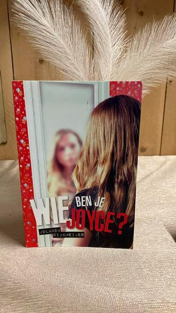 KR-7 Jolanda Dijkmeijer - Wie ben je Joyce? beschikbaar voor biedingen