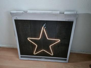 Grote kerstster in doos led warm licht, binnen en buiten  beschikbaar voor biedingen