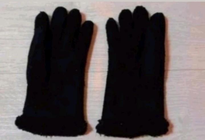 NIEUWE ZWARTE GEWATEERDE DAMES/TIENER HANDSCHOENEN MAAT S/M, Kleding | Dames, Mutsen, Sjaals en Handschoenen, Nieuw, Handschoenen