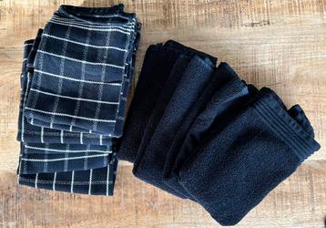 6 nieuwe zwarte theedoeken en 4 keukendoeken beschikbaar voor biedingen